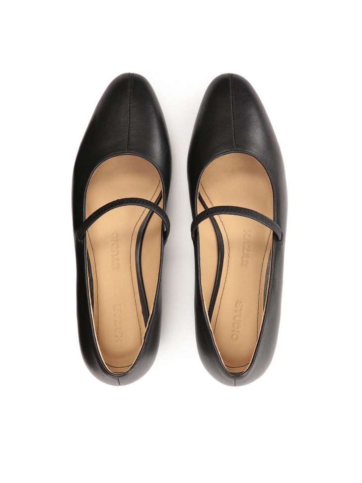 Czarne skórzane baleriny z paskiem