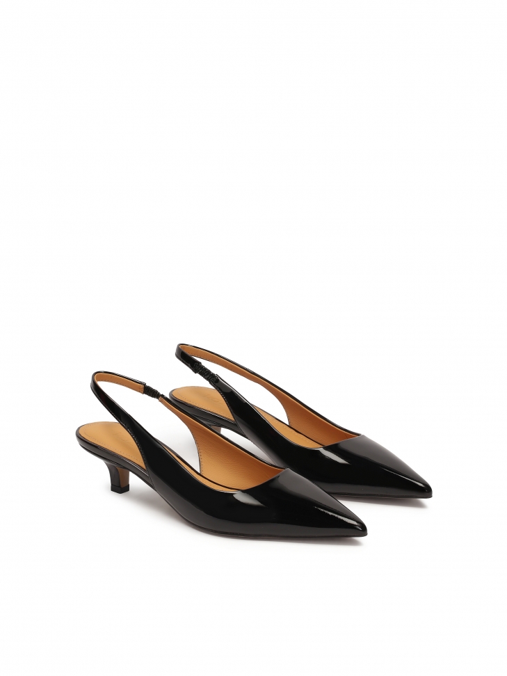 Lakierowane czarne czółenka na niskim obcasie