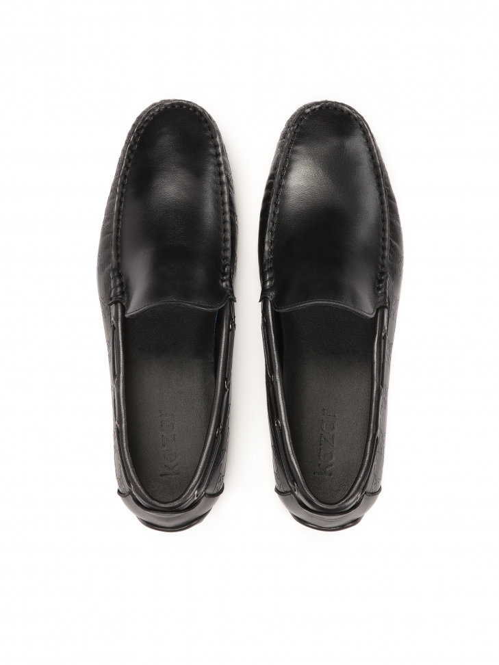 Czarne skórzane mokasyny w monogramy KAZAR