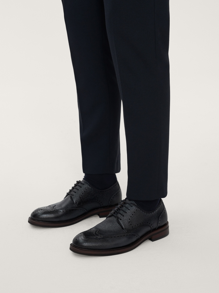 Granatowe półbuty męskie w stylu Brogsów