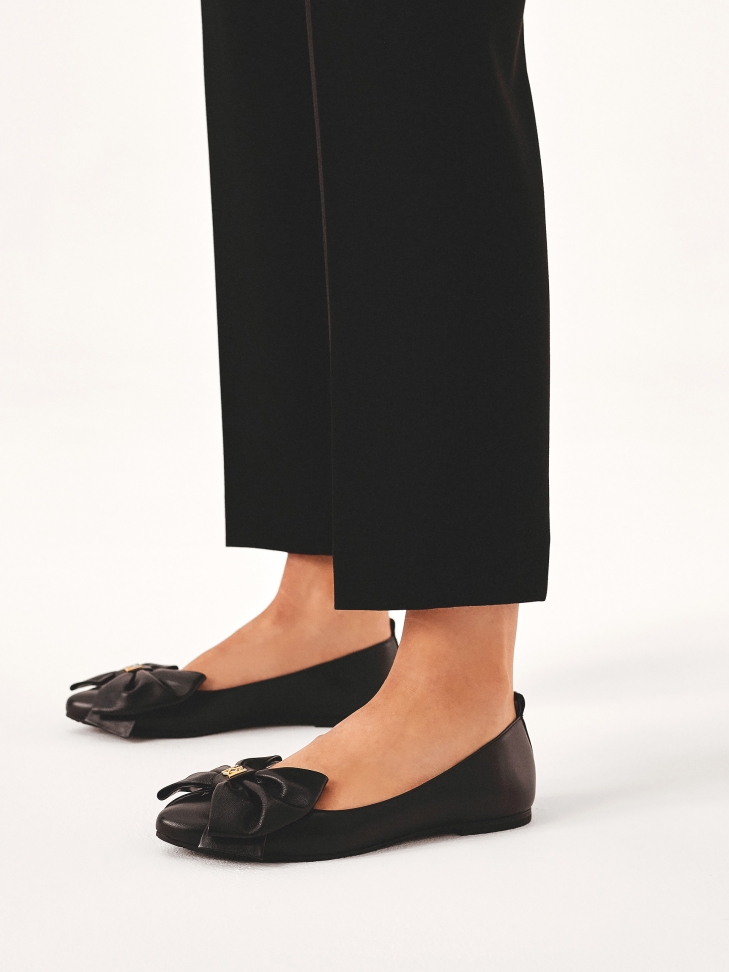 Czarne baleriny z dużymi kokardami