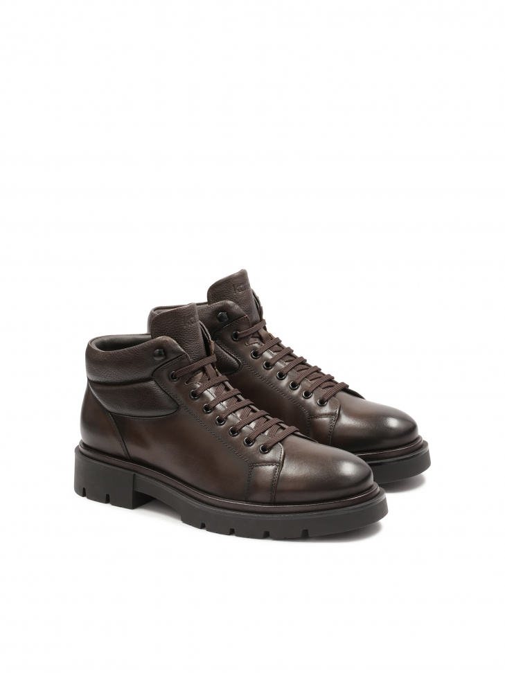 Męskie brązowe trzewiki w klasycznym stylu