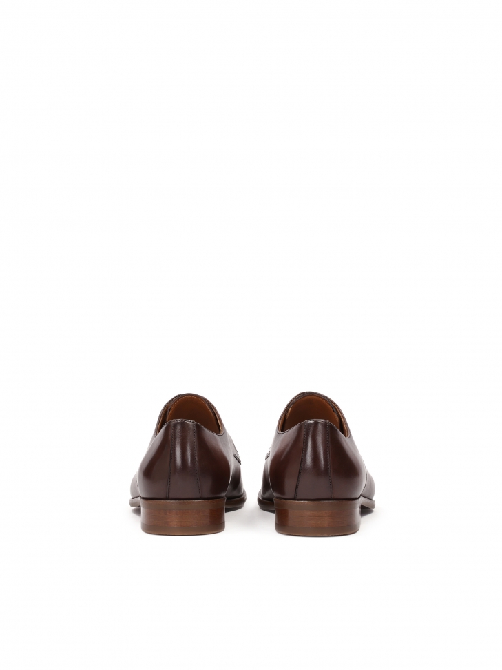 Eleganckie brązowe półbuty biznesowe typu derby