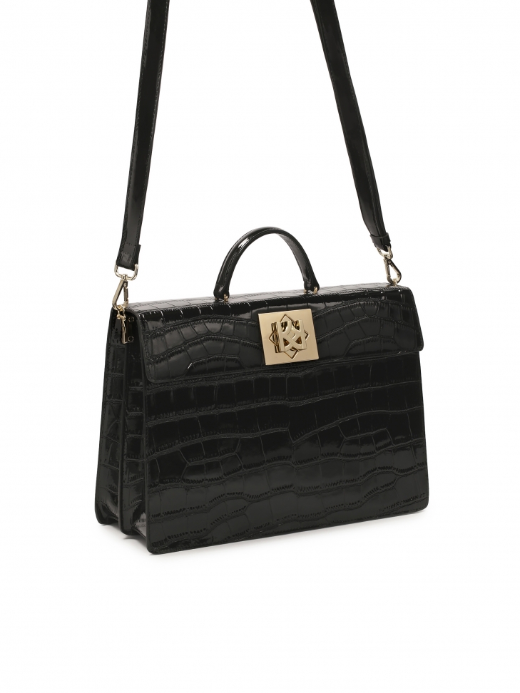 Czarna torebka w formie aktówki