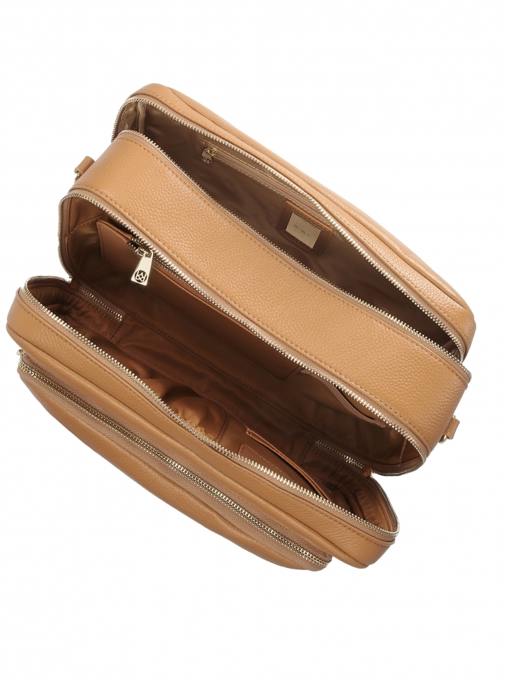 Jasnobrązowa skórzana torebka mommy bag z zaczepami do wózka