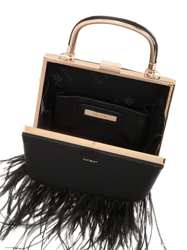 Sztywna torebka wieczorowa zdobiona piórami