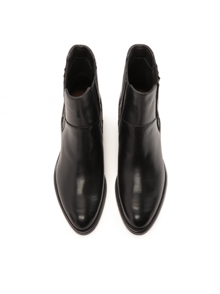 Skórzane botki z elastycznymi gumkami