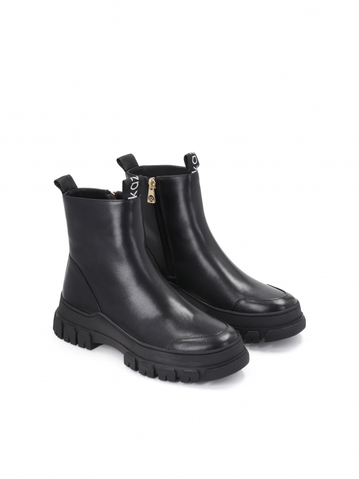 Czarne trzewiki damskie