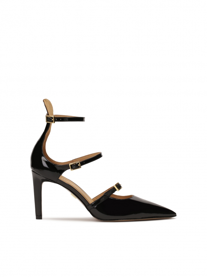 Lakierowane półotwarte czółenka z paskami