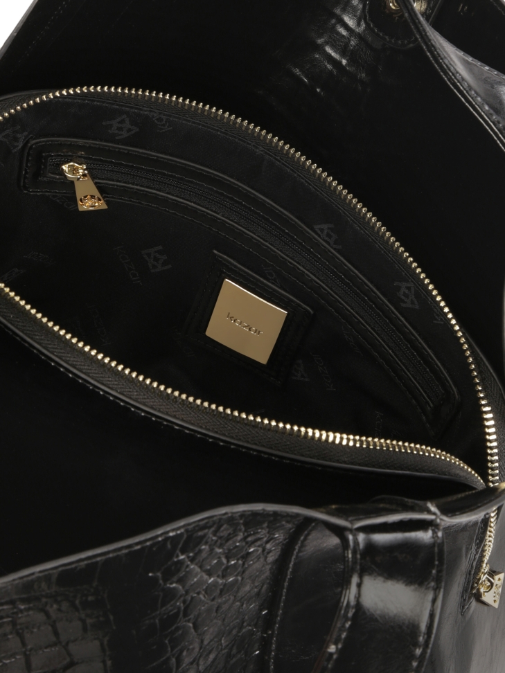 Czarna torebka z tłoczonej skóry