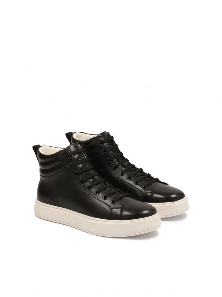 Skórzane czarne sneakersy męskie w nowoczesnym stylu