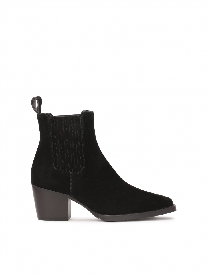 Czarne botki z zamszu bez zapięcia