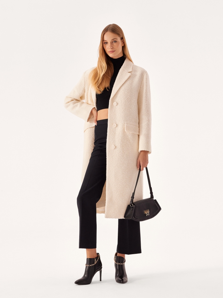 Zjawiskowe botki na smukłej szpilce z efektownym łańcuszkiem przy kostce