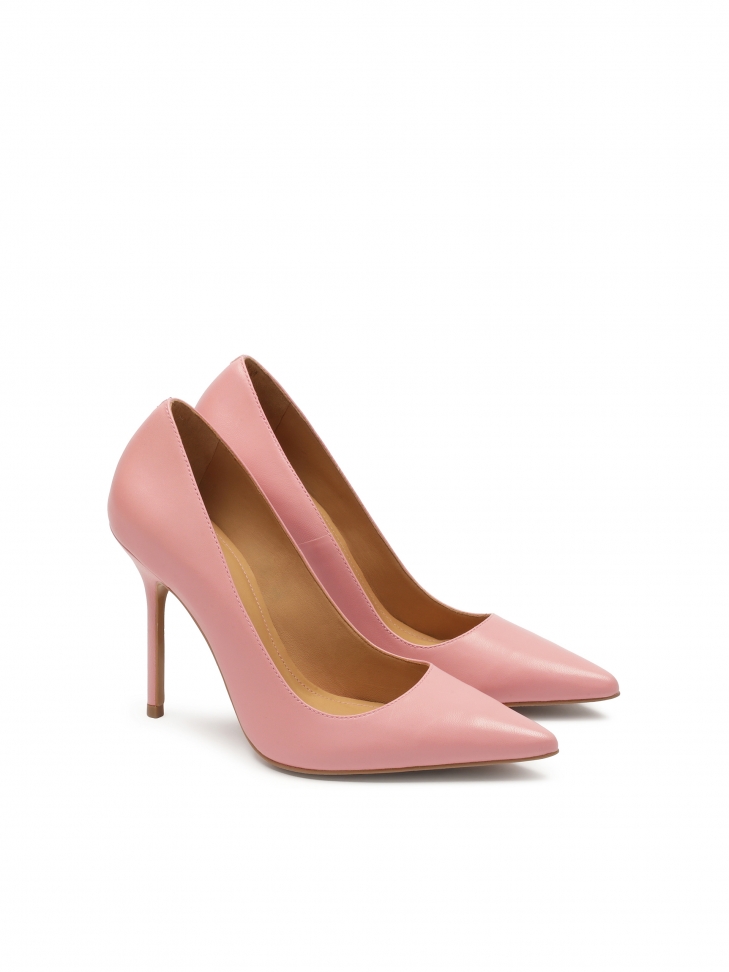 Różowe czółenka na smukłym obcasie