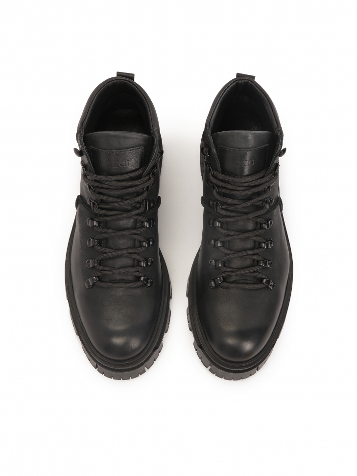 Czarne trzewiki z matowym wykończeniem