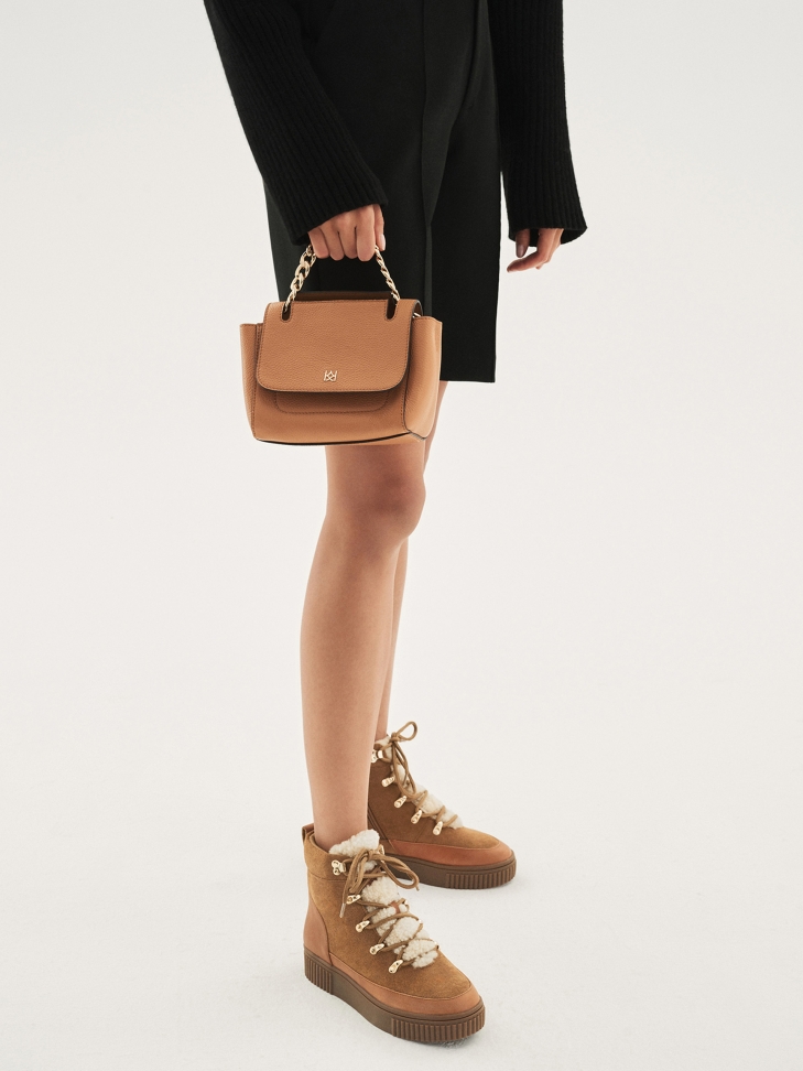 Rude trzewiki damskie