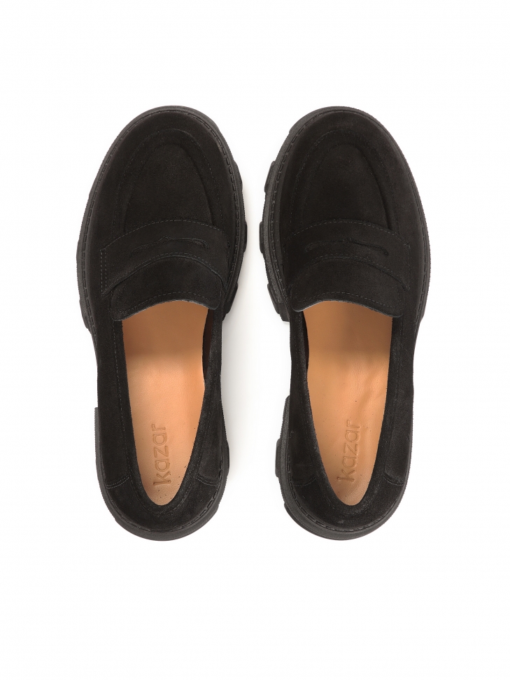 Wsuwane półbuty z czarnego zamszu