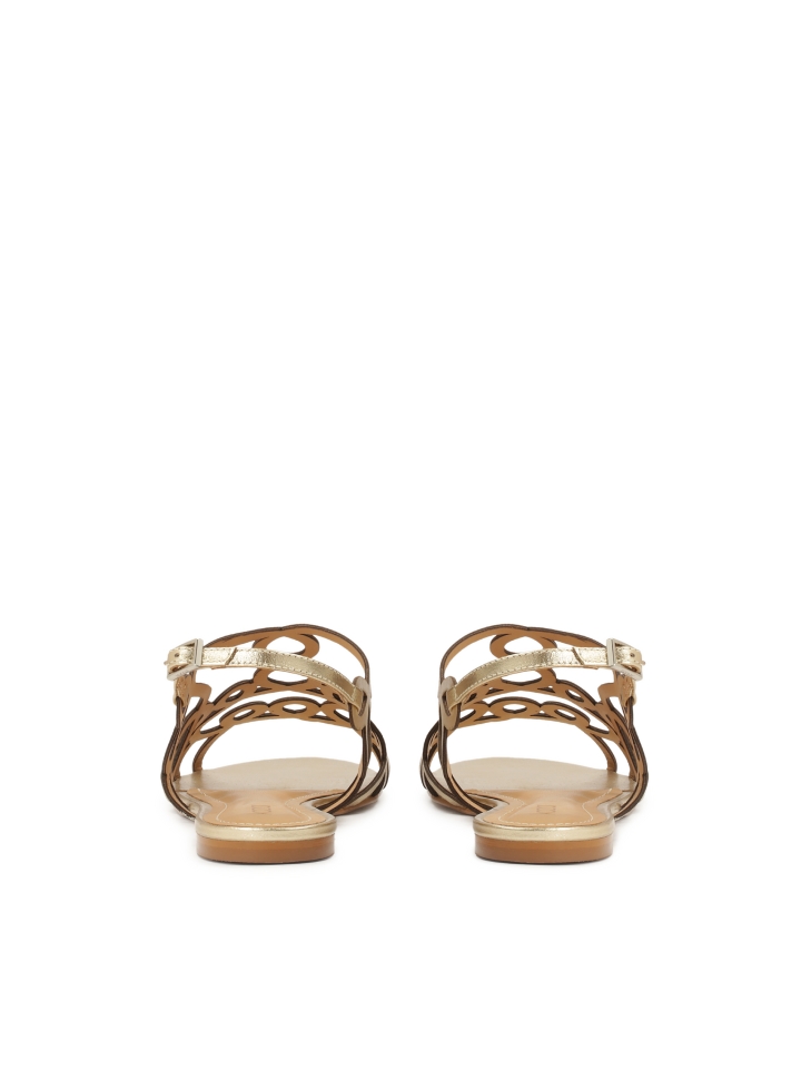 Złote sandały z finezyjnym wzorem