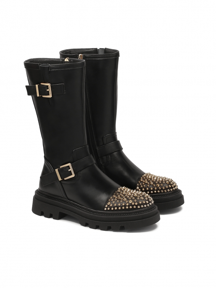 Botki na grubej podeszwie zdobione dżetami