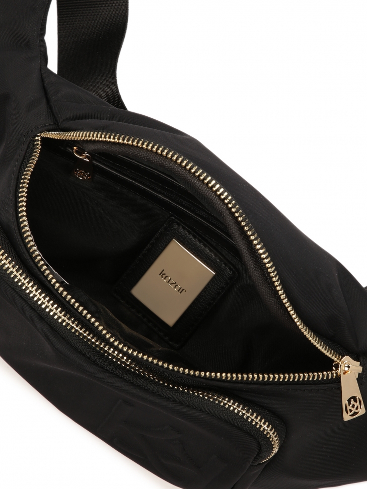 Tekstylna nerka z recyklingu w czarnym kolorze