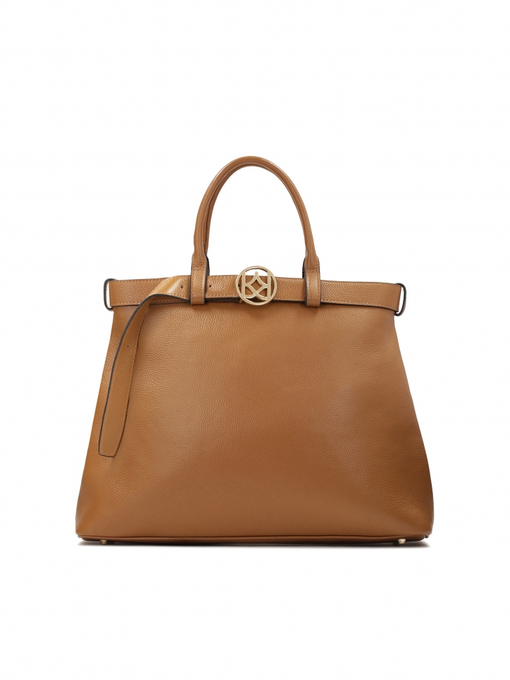 Jasnobrązowa torebka z paskiem z klamrą