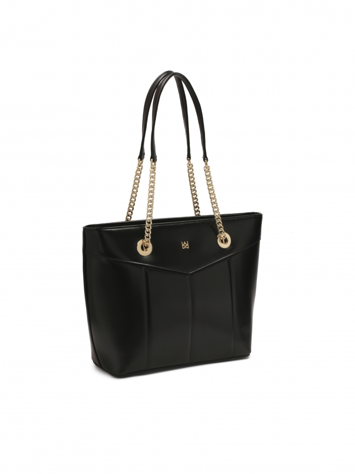 Czarna torebka z długimi uchwytami na ramię