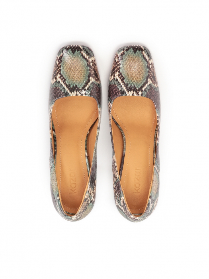 Wężowe czółenka na wysokim słupkowym obcasie