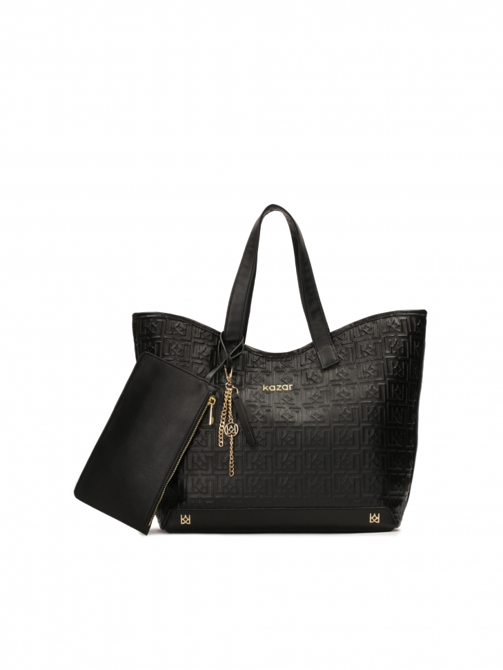 Czarna torebka na ramię z saszetką i brelokiem