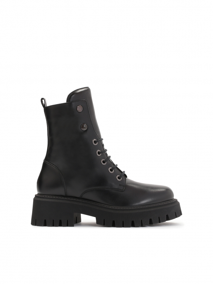 Czarne skórzane trzewiki damskie w militarnym stylu