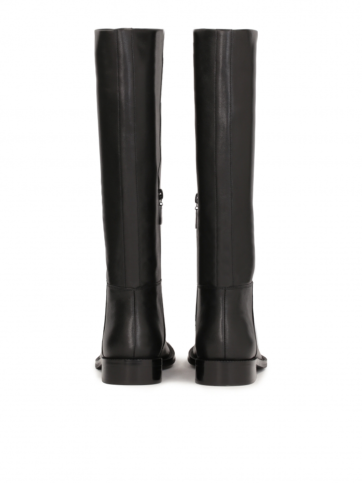 Skórzane kozaki oficerki z prostą cholewką z suwakiem