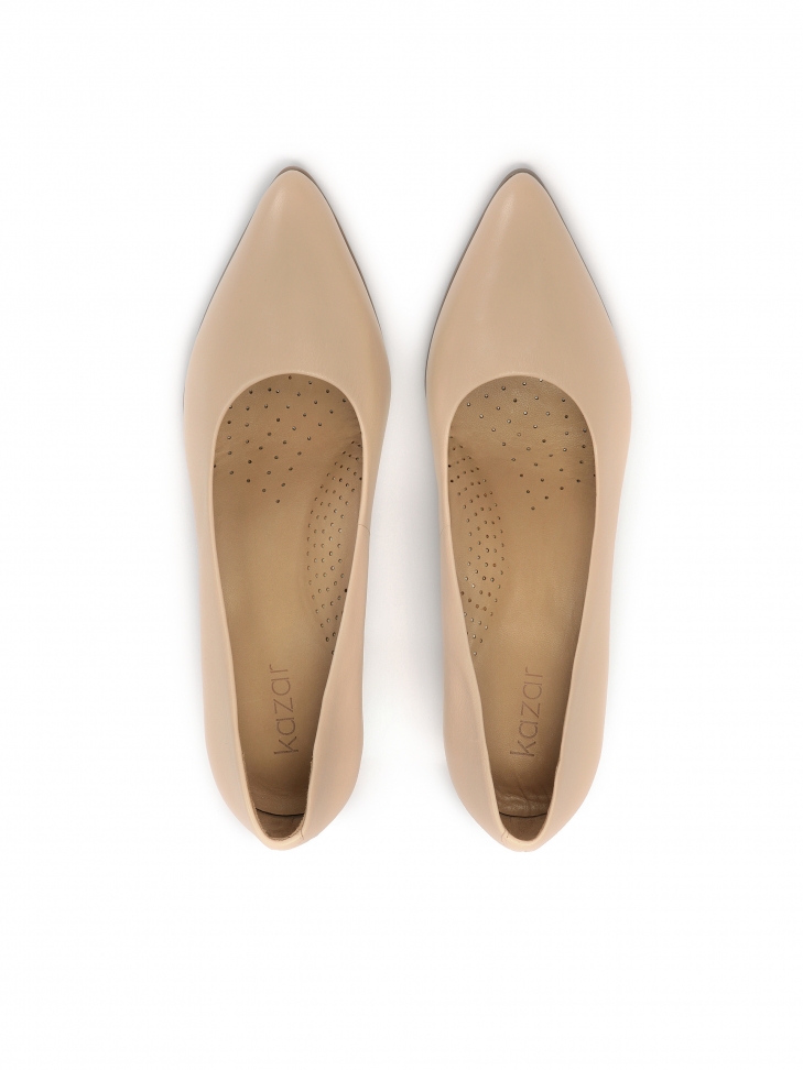 Beżowe czółenka z wyściółką komfort