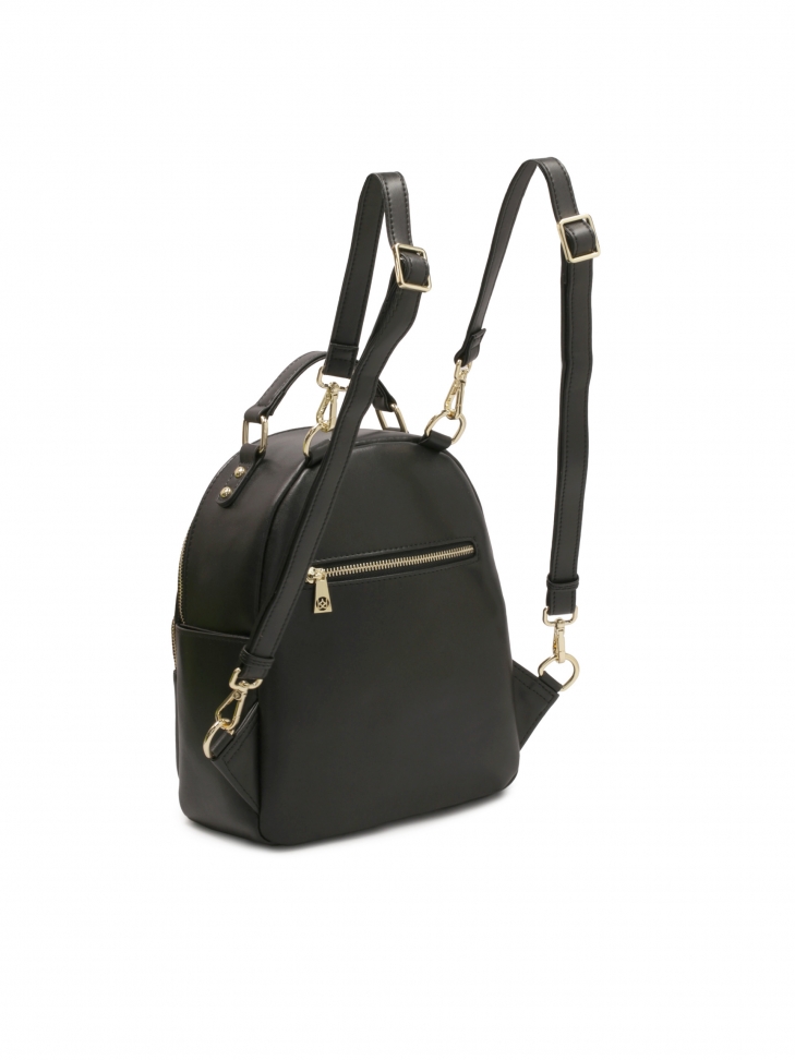 Czary skórzany plecak zdobiony sprzączkami