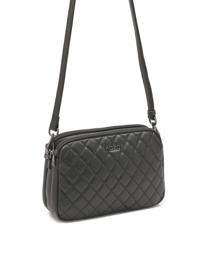 Pikowana skórzana torebka z trzema komorami