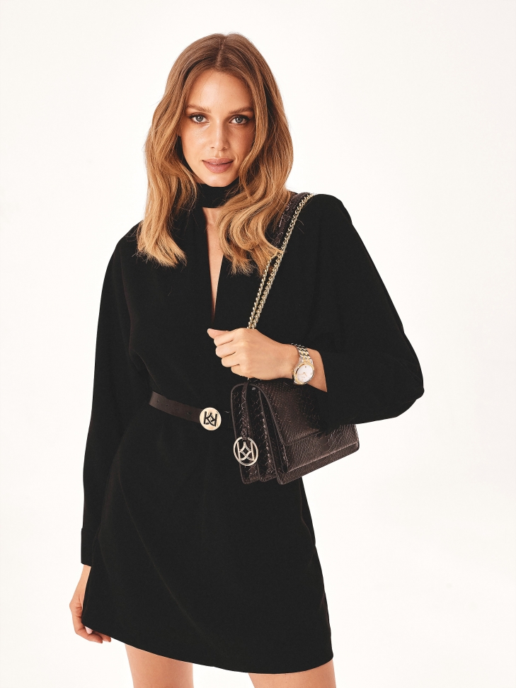 Brązowa torebka z tłoczonej skóry