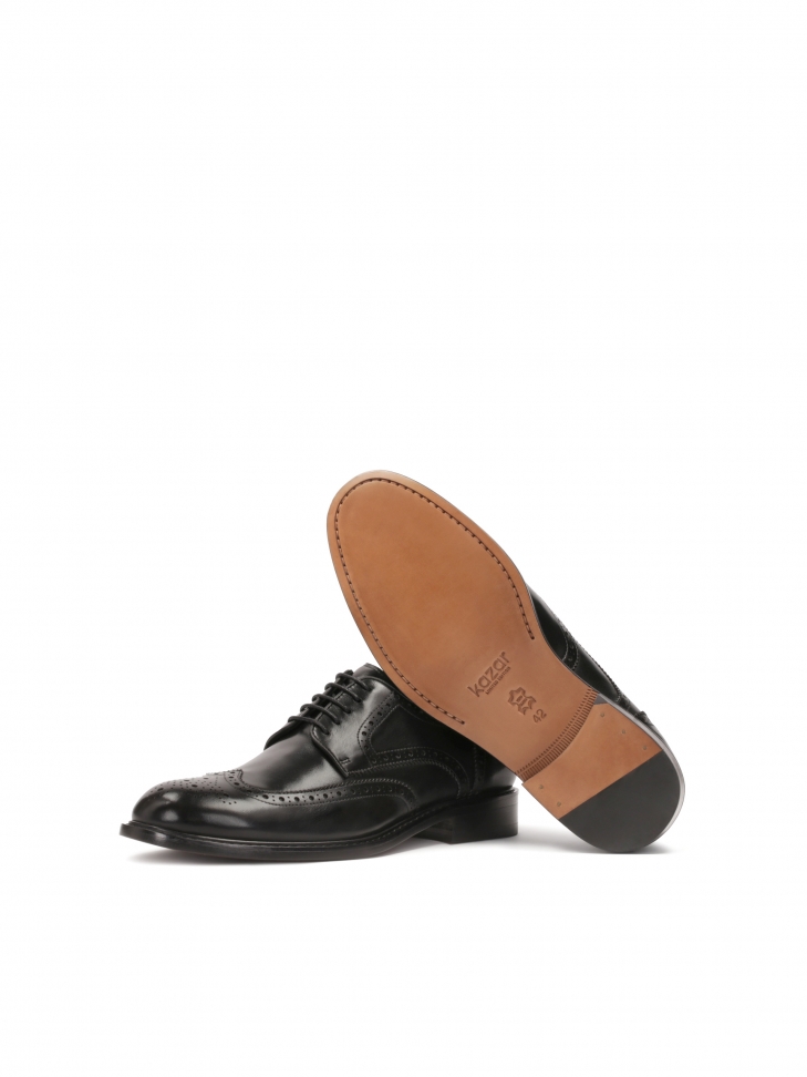 Czarne eleganckie półbuty w stylu brogsów