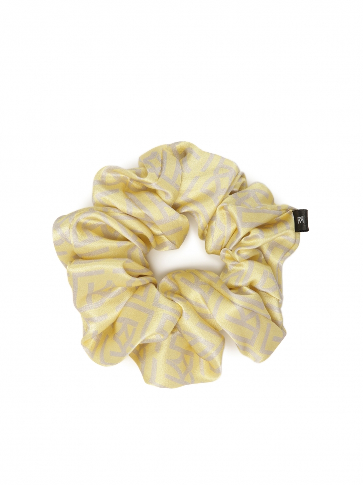 Żółte scrunchie do włosów w szare monogramy KAZAR
