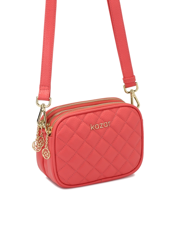 Mała torebka na pasku z trzema komorami