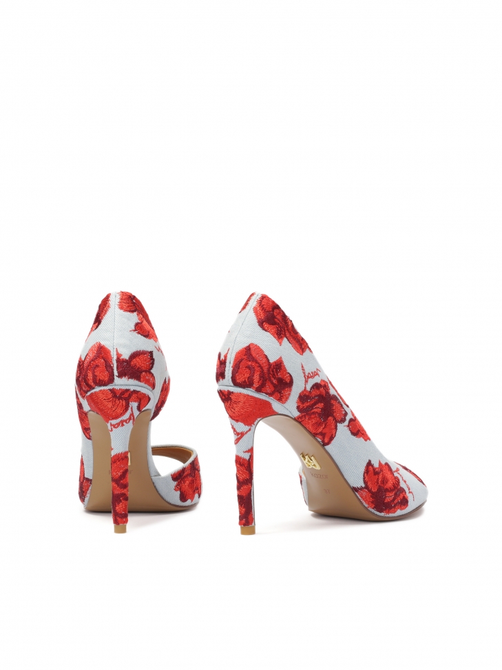 Czółenka peep toe z tkaniny denim z wyszywanymi kwiatami