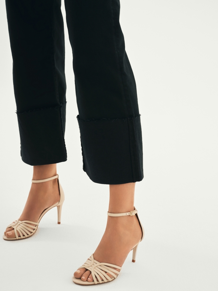 Beżowe sandały damskie