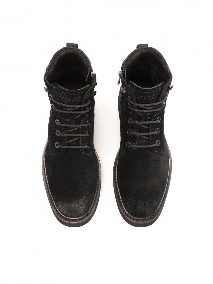 Zamszowe trzewiki męskie ze zdobionym tyłem