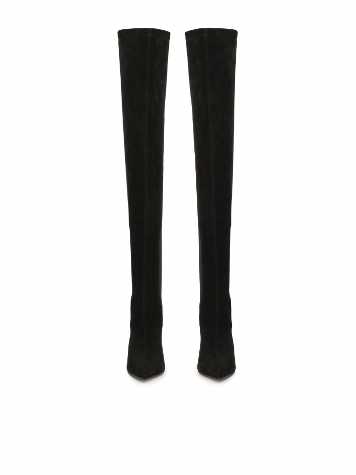 Czarne muszkieterki z wysokiej szpilce