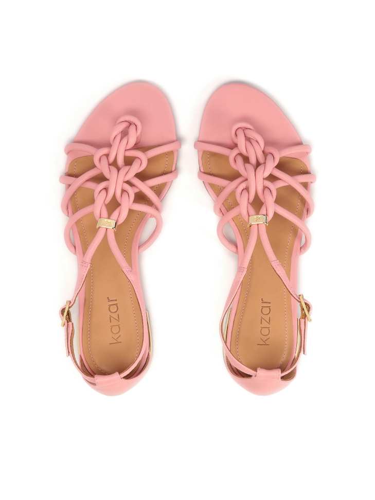 Różowe sandały na płaskim otym obcasie