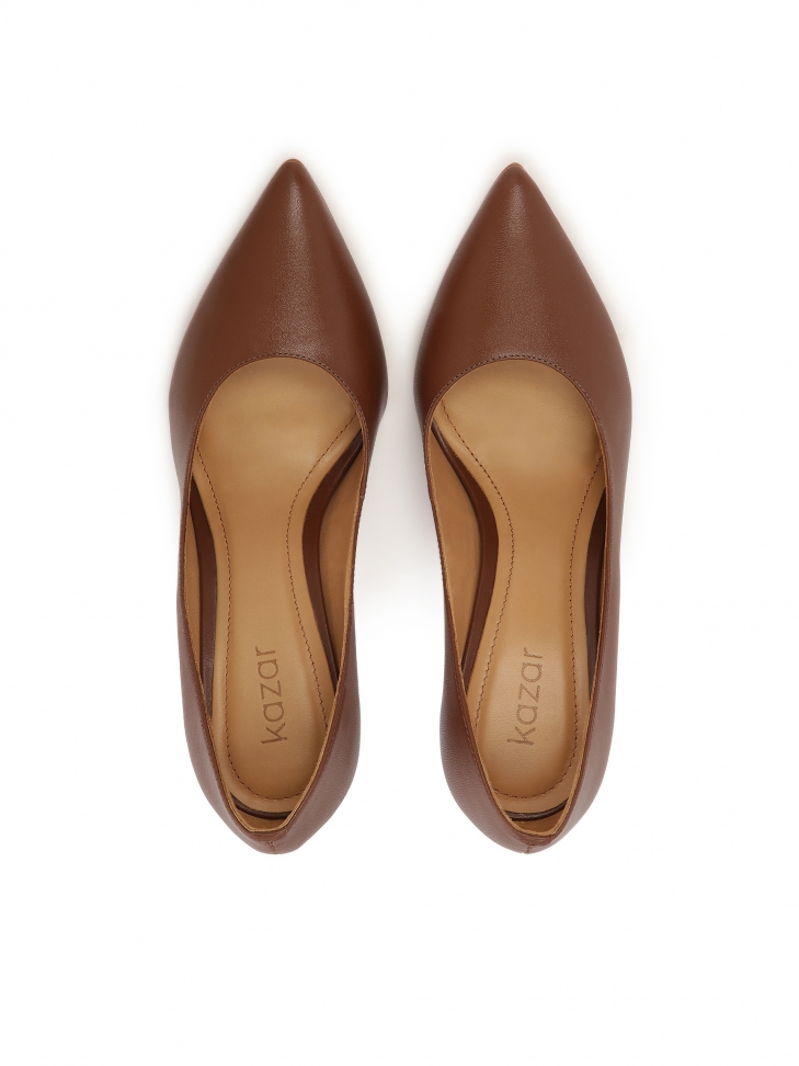 Brązowe czółenka z noskiem w szpic