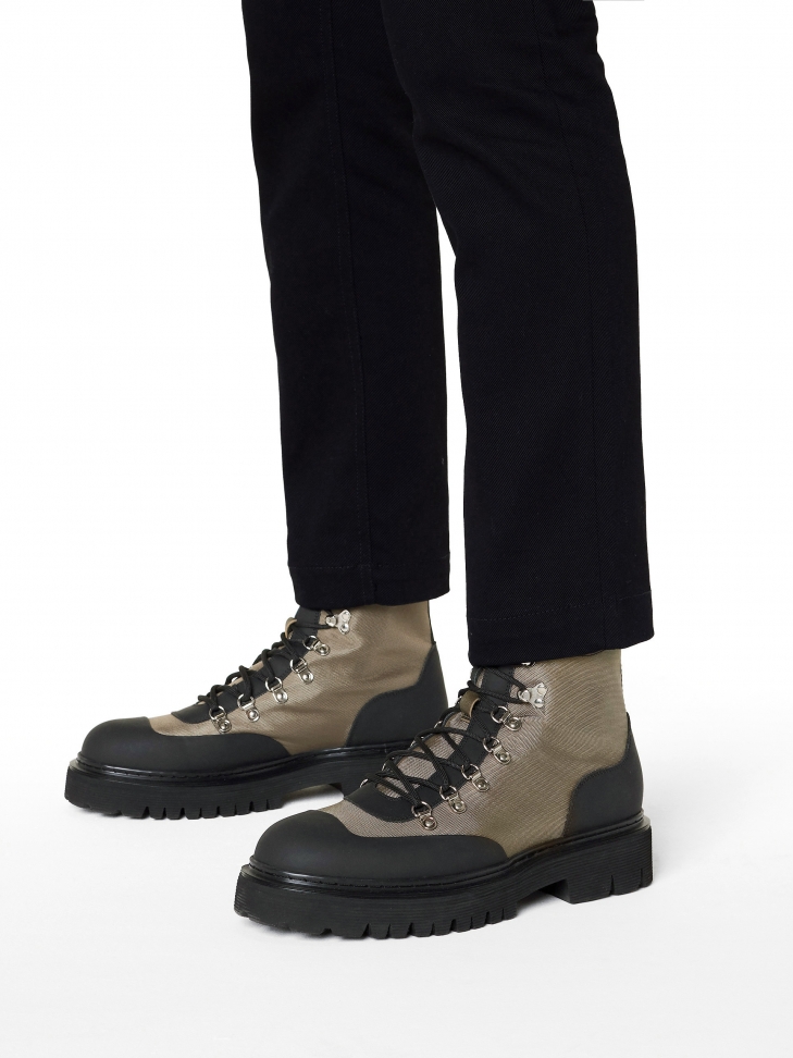 Atrakcyjne męskie trzewiki z łączonych materiałów