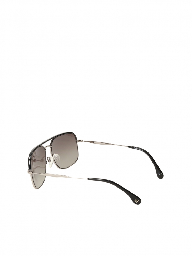 Czarno-srebrne okulary przeciwsłoneczne