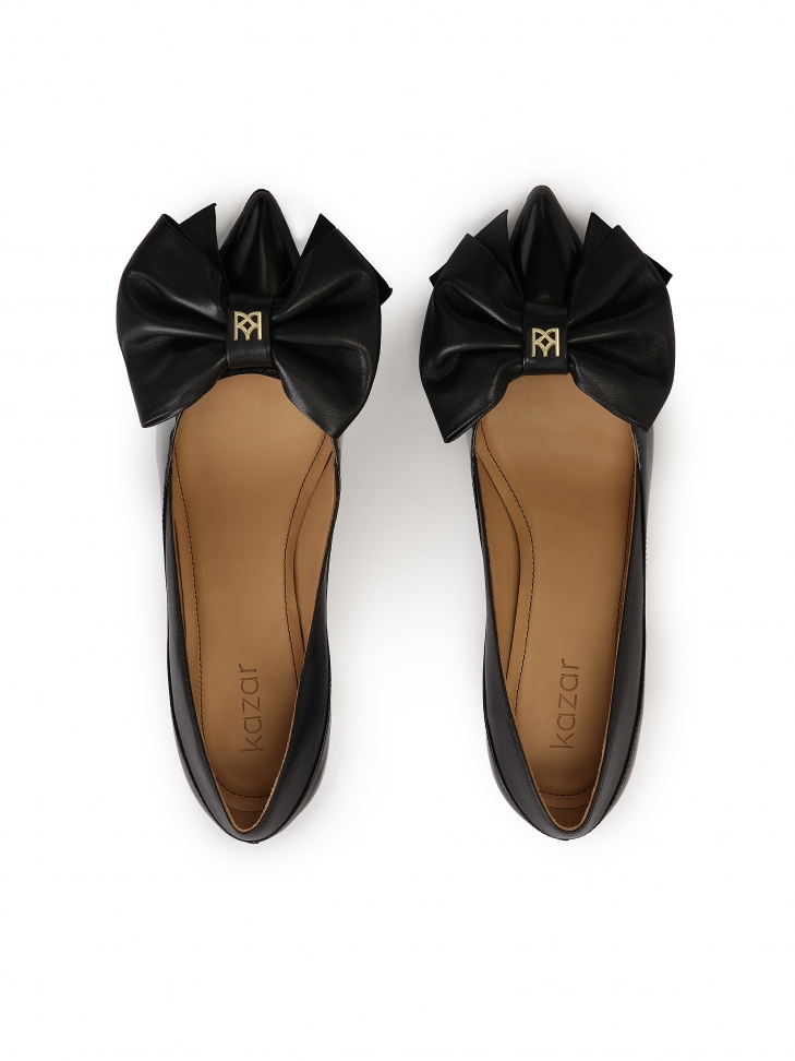 Niskie czółenka z kokardą