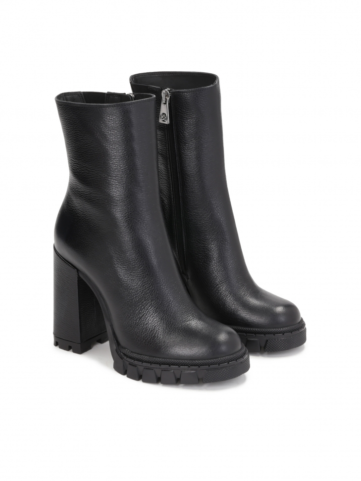 Czarne botki damskie