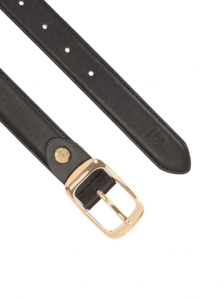 Skórzany pasek z elegancką klamrą