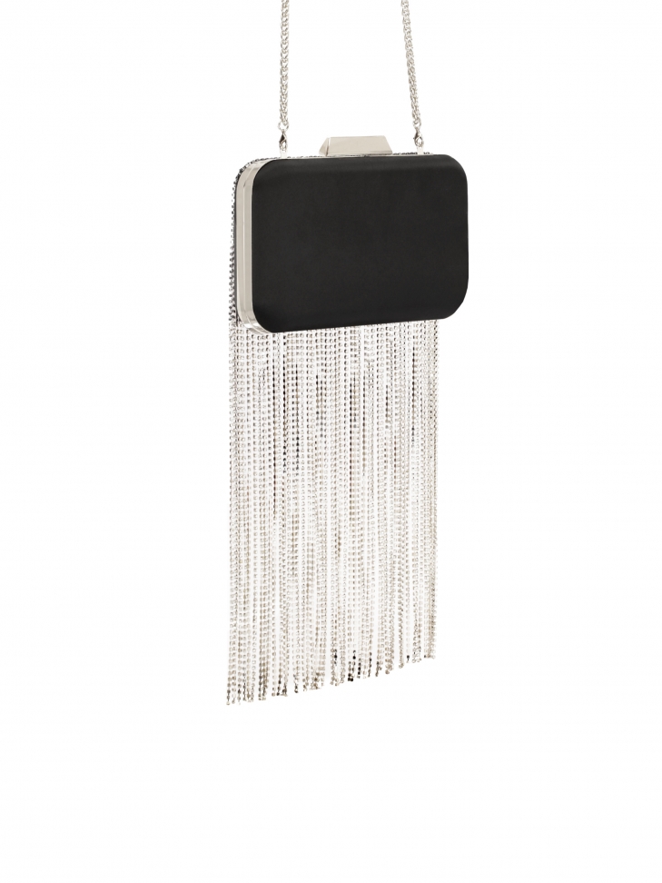 Sztywna torebka zdobiona sznurami cyrkonii