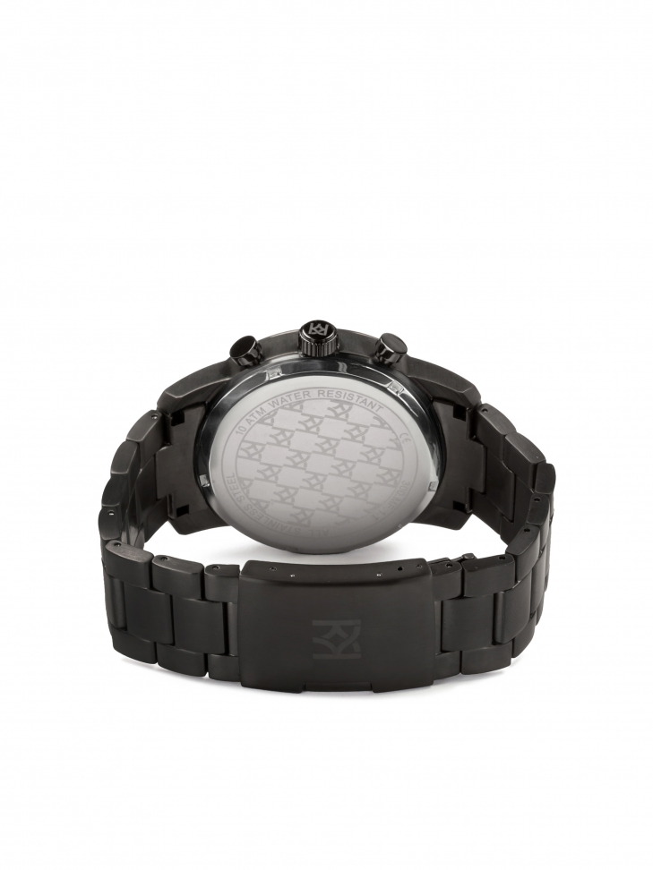 Zegarek z tarczą we wzór szczotkowanego metalu